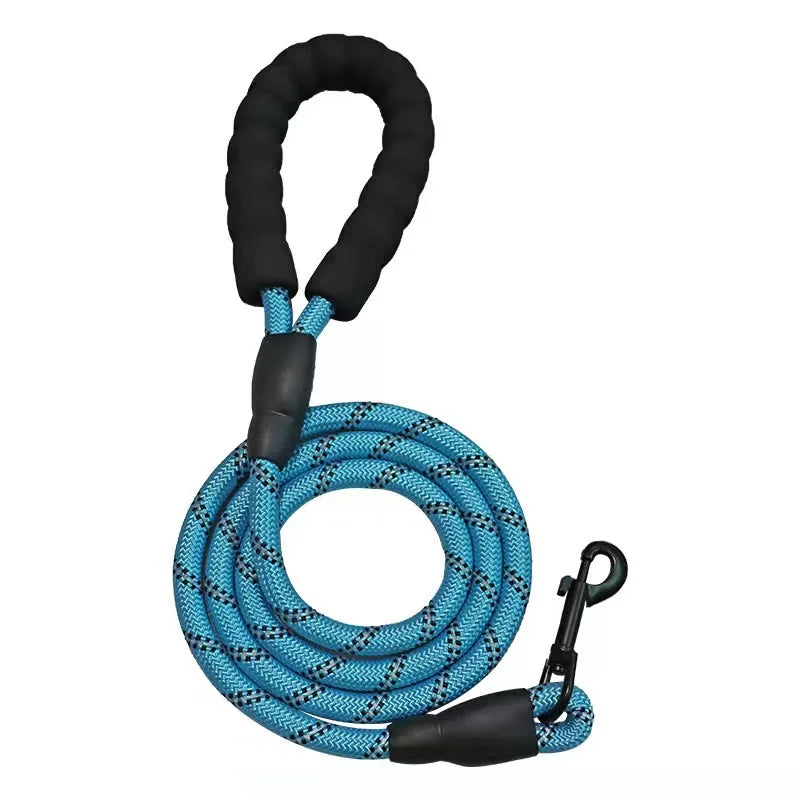 Pawadiz Classic Dog Leash: Strong and Stylish Walks with Your Pup